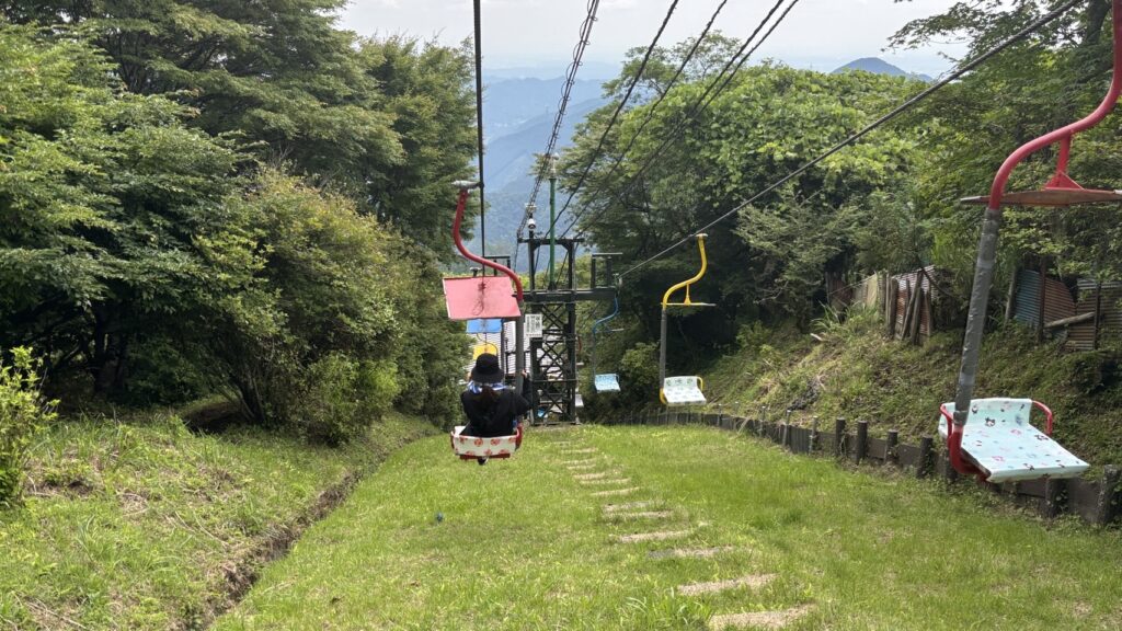 御岳山のリフト
